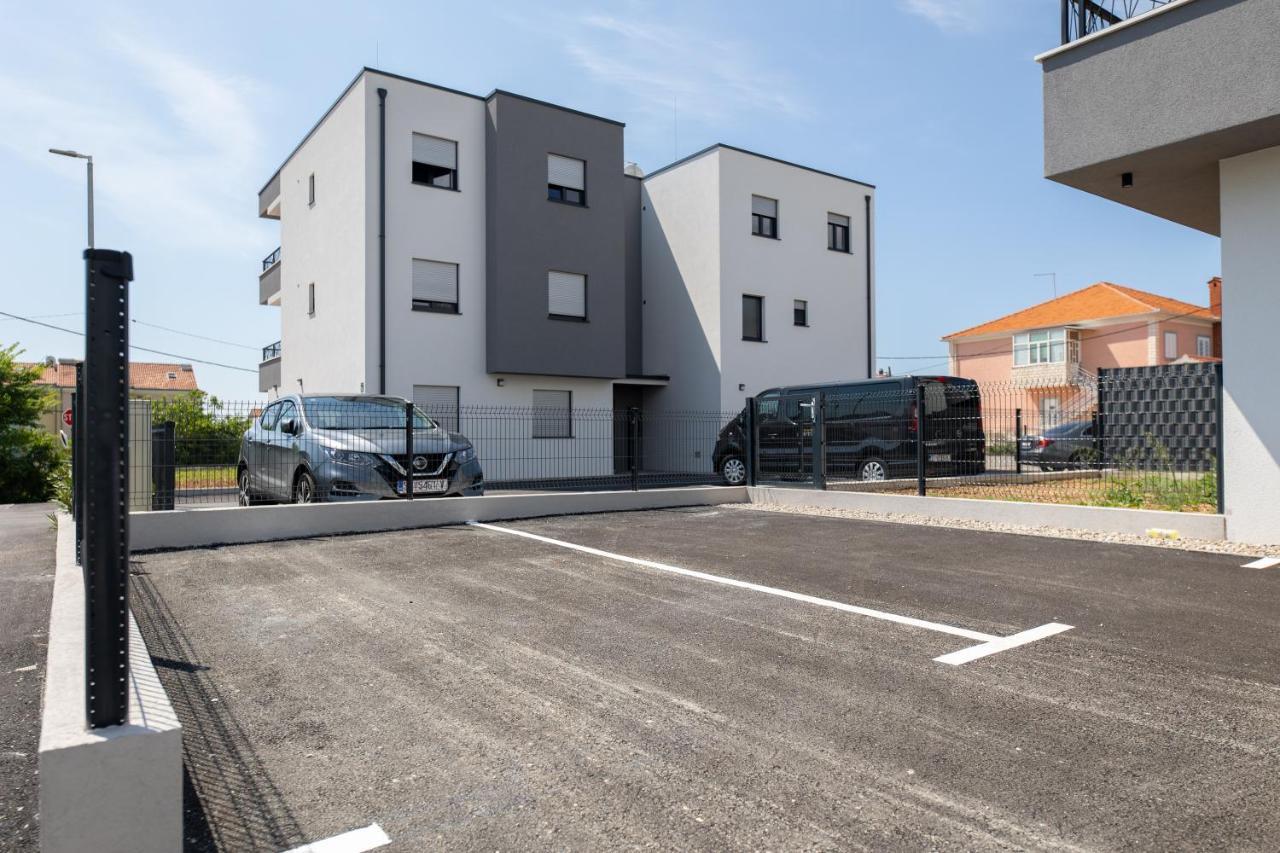 Apartments Maya & Tina Trogir Exterior photo