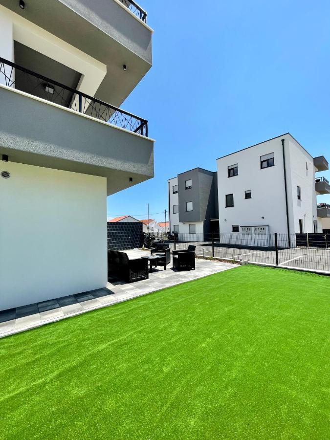Apartments Maya & Tina Trogir Exterior photo